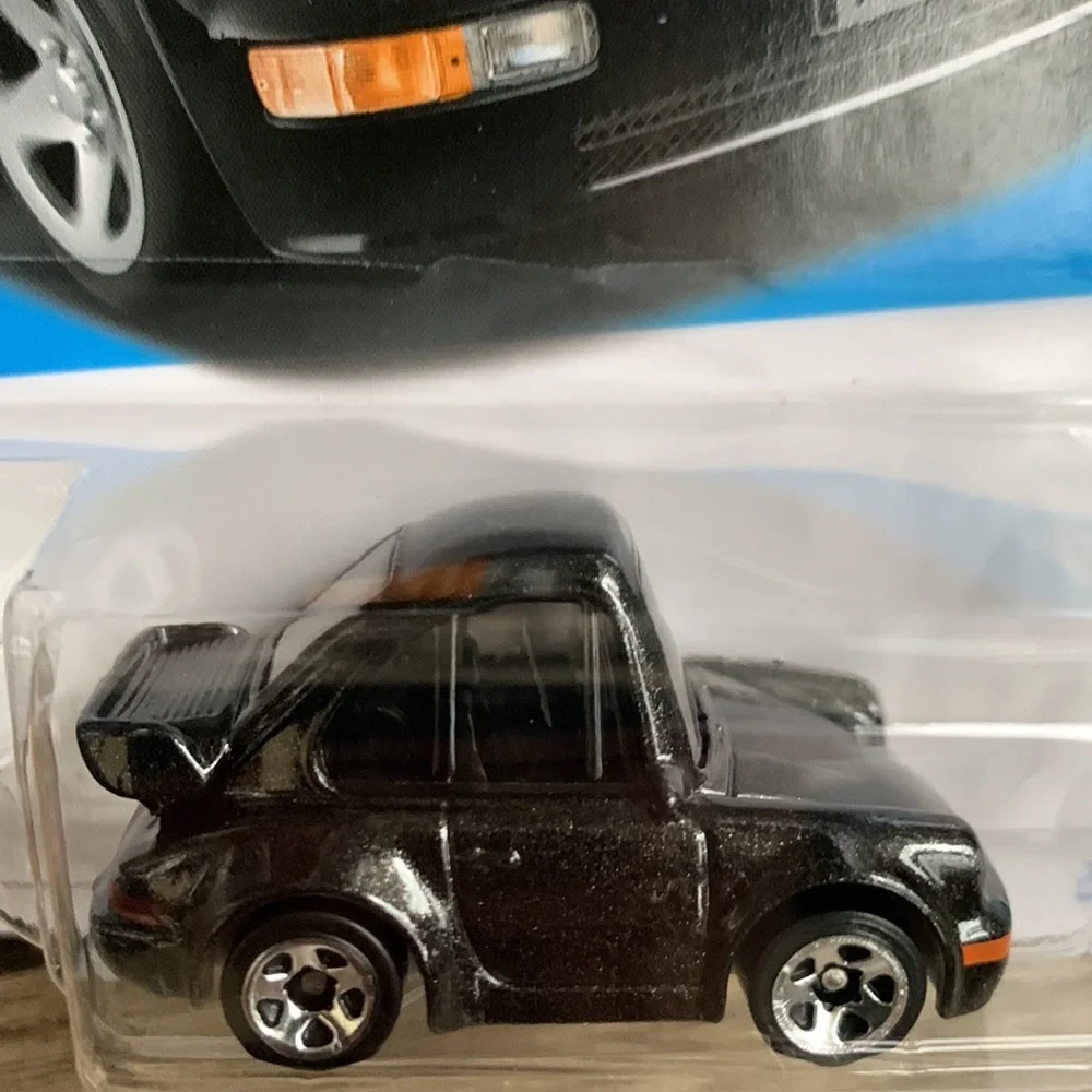 Hot Wheels Car Black Porsche 911 Turbo 3.6 964 HotWheels Tooned  2023 HKG69 🆕